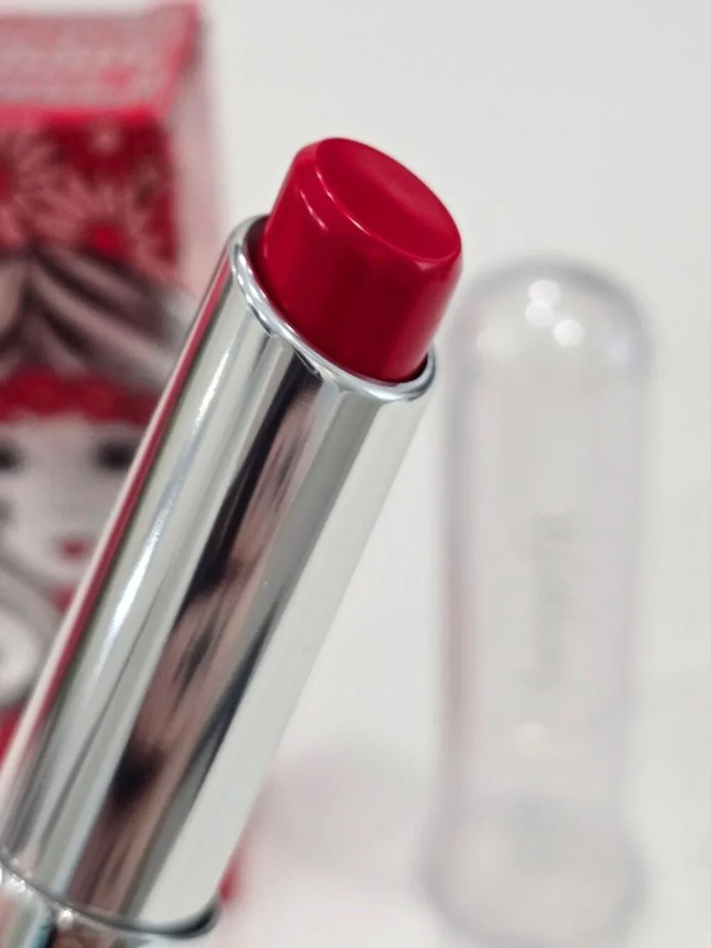 Benefit Cosmetics ✦ California Kissin’ Colorbalm Cherry ✦ Hydrating Red 3g NWT